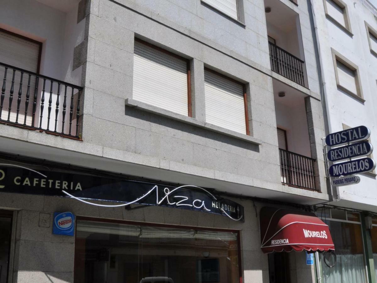 Hostal Mourelos O Grove Exterior photo